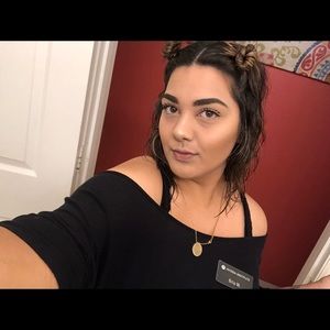 Meet your Posher, Sabrina